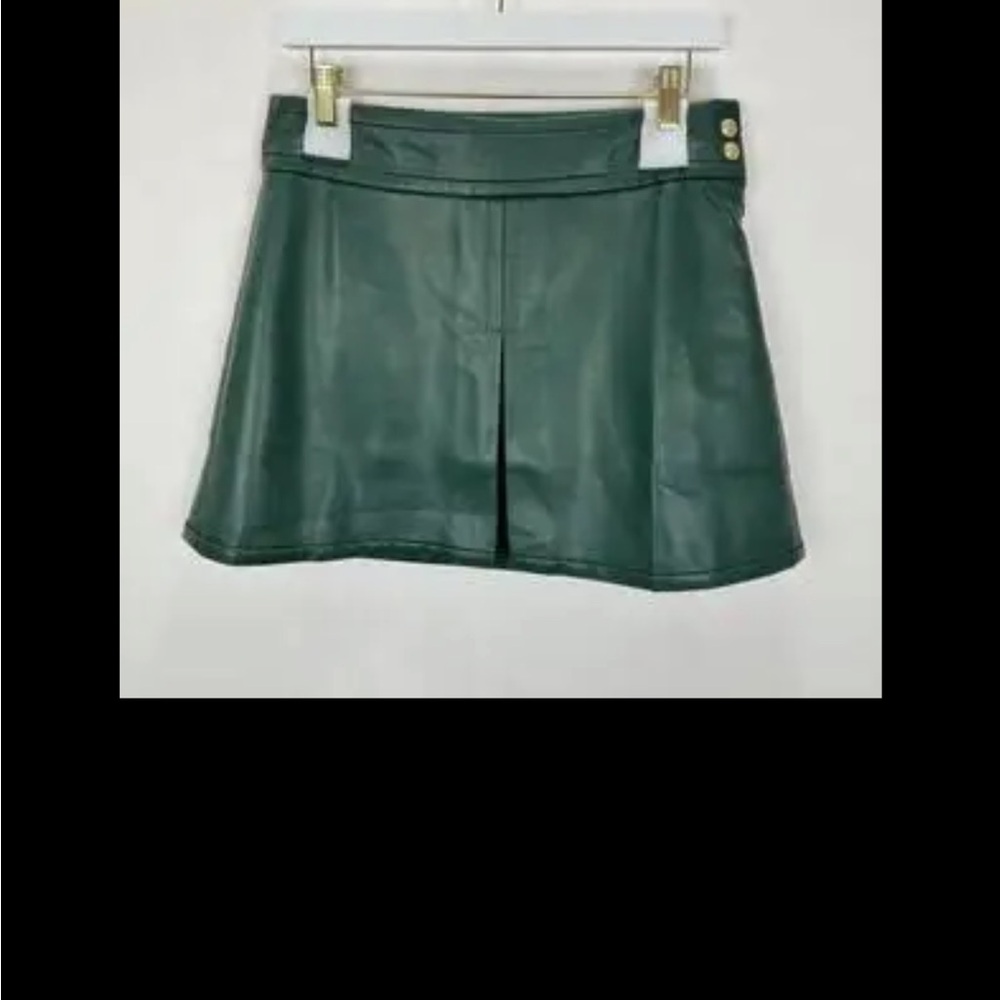 J. Crew size 6 Faux Leather pleated Mini Skirt - new